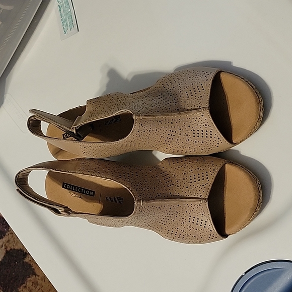 Clarks Shoes - Clarks wedge sandal